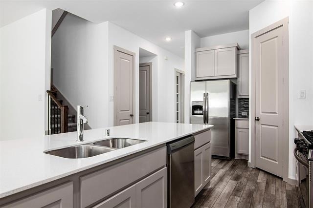 4549 English Maple Drive - Photo 9