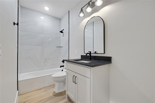 408 Foch Street - Photo 5