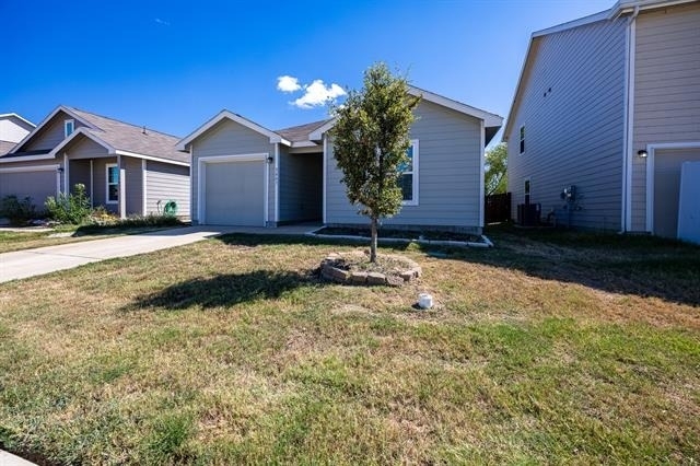 5661 Mcclelland Street - Photo 0