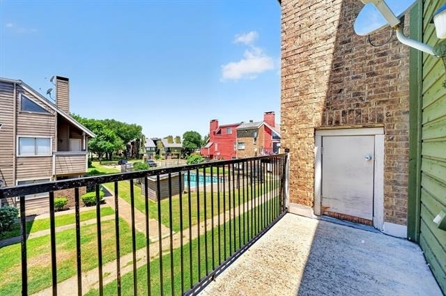 9837 Walnut Street - Photo 26