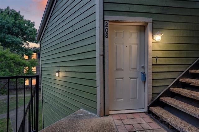 9837 Walnut Street - Photo 11