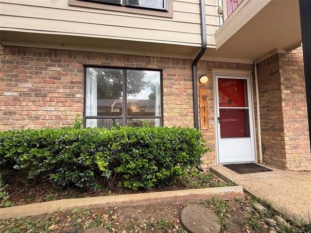 6646 E Lovers Lane - Photo 0