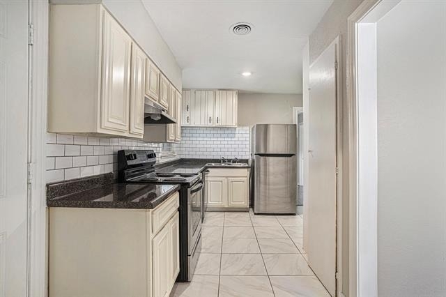 2009 Cloverdale Street - Photo 8