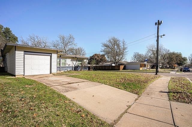2009 Cloverdale Street - Photo 1