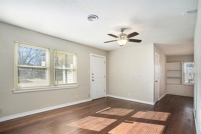 2009 Cloverdale Street - Photo 4