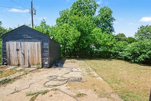 2475 Volga Avenue - Photo 11
