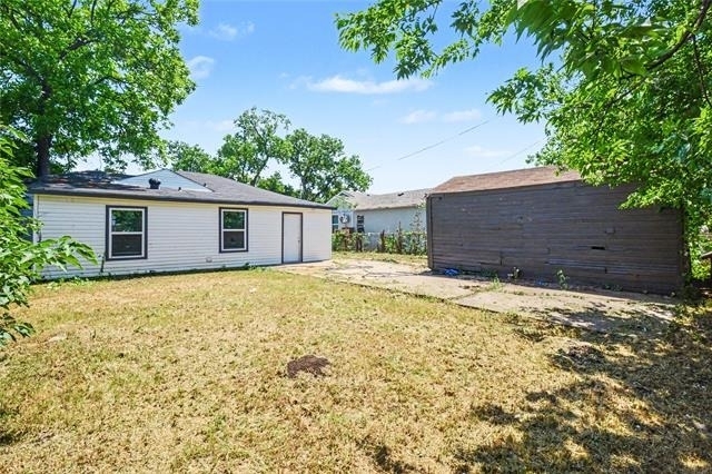 2475 Volga Avenue - Photo 10