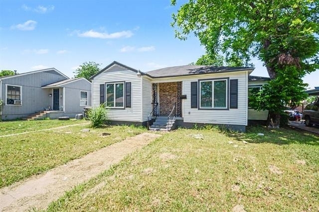 2475 Volga Avenue - Photo 0