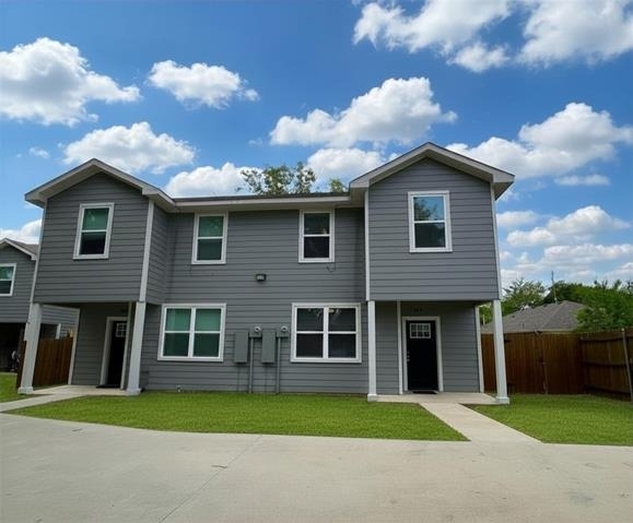 522-524 E State Highway 11 - Photo 1