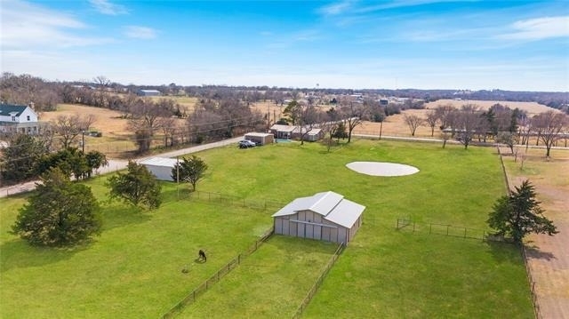 9213 Wilson Road - Photo 2