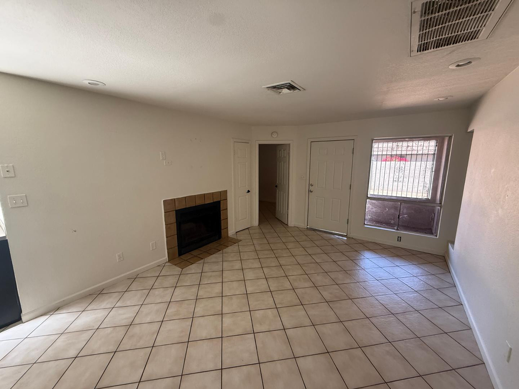 4820 N 89th Avenue - Photo 6