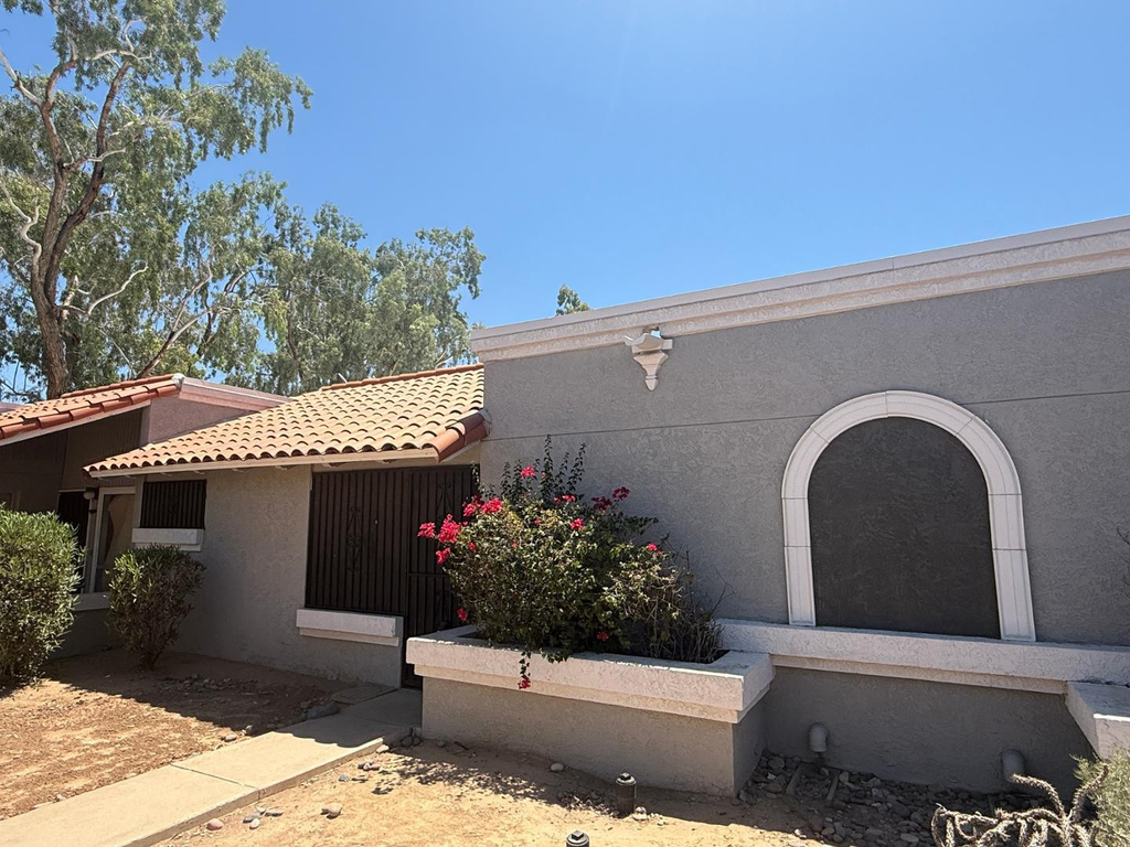 4820 N 89th Avenue - Photo 1