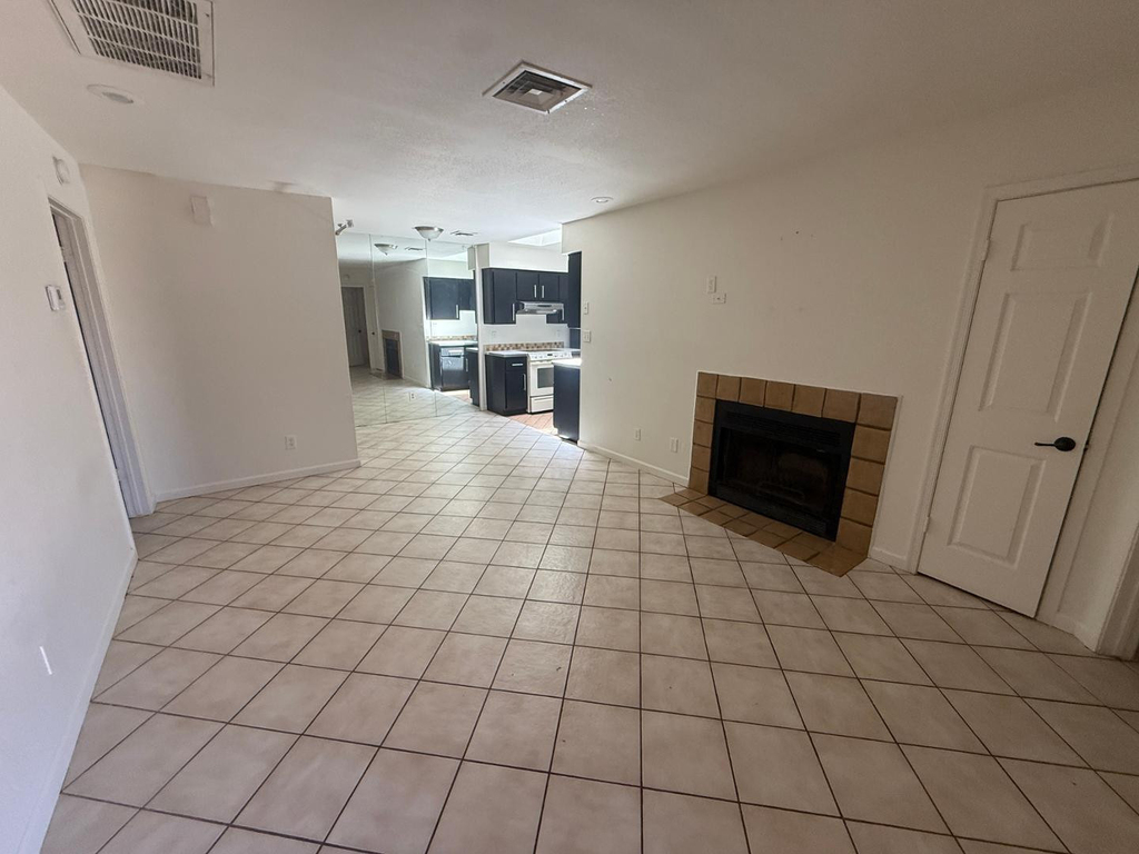 4820 N 89th Avenue - Photo 5