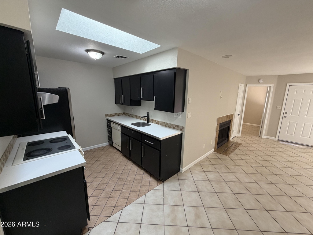 4820 N 89th Avenue - Photo 14