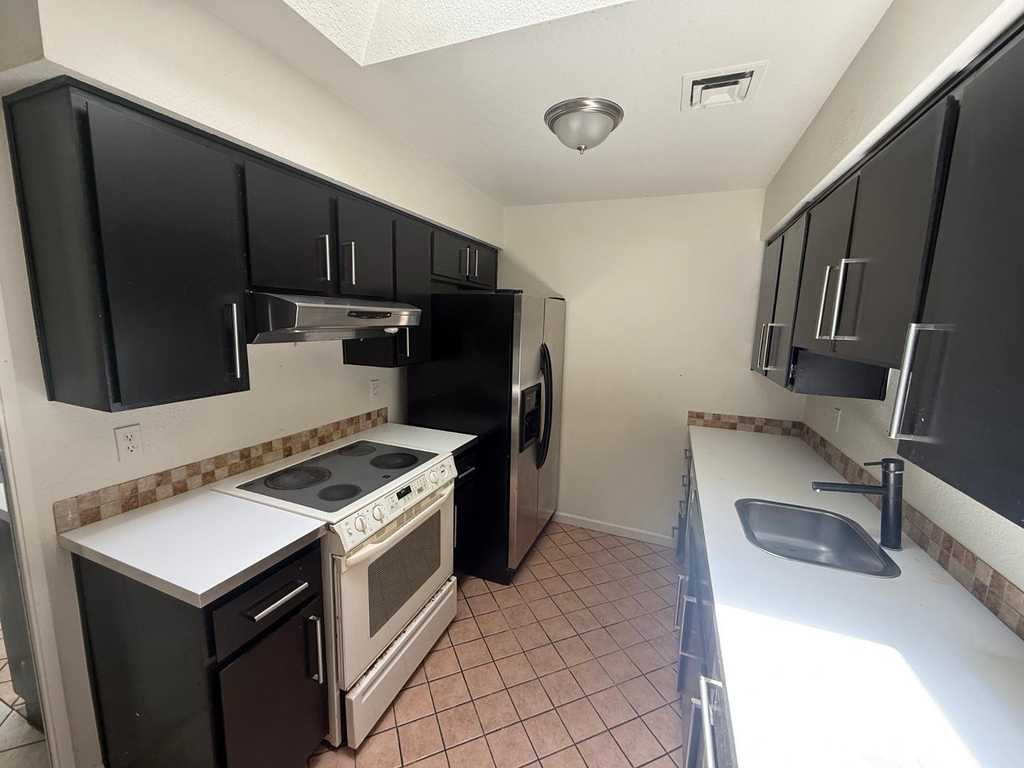 4820 N 89th Avenue - Photo 4