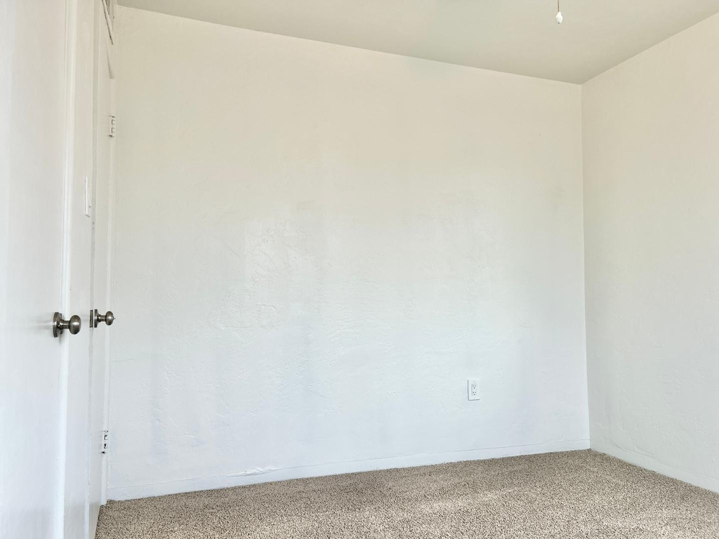 751 W 3rd Place - Photo 20