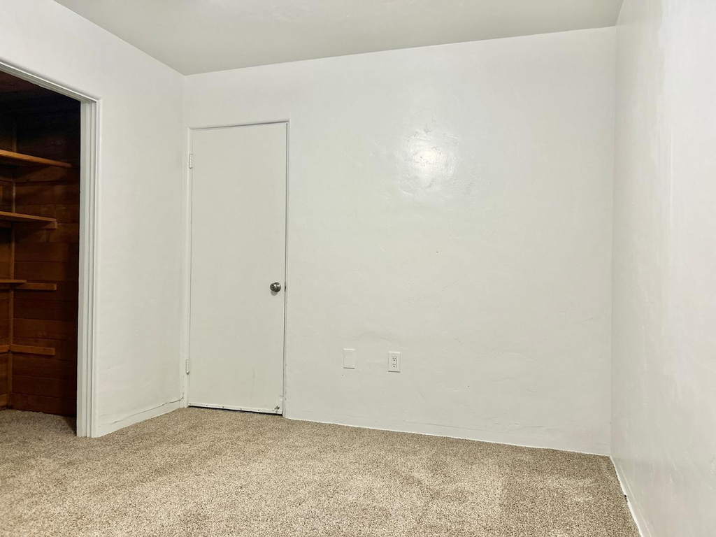 751 W 3rd Place - Photo 14
