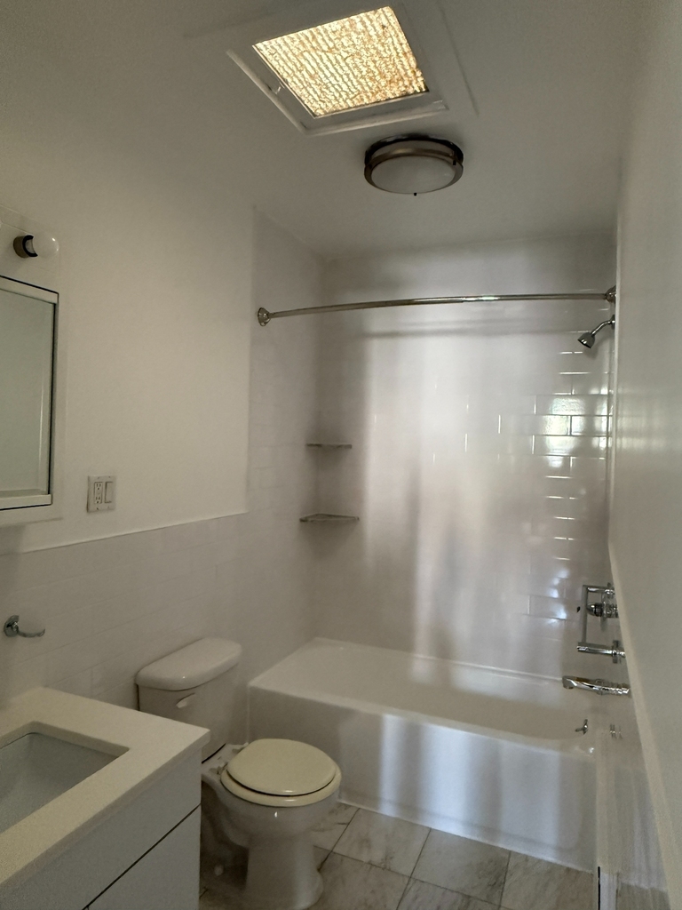 154 Henry Street - Photo 5