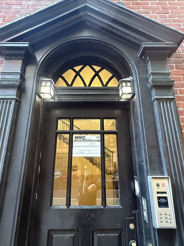 154 Henry Street - Photo 7