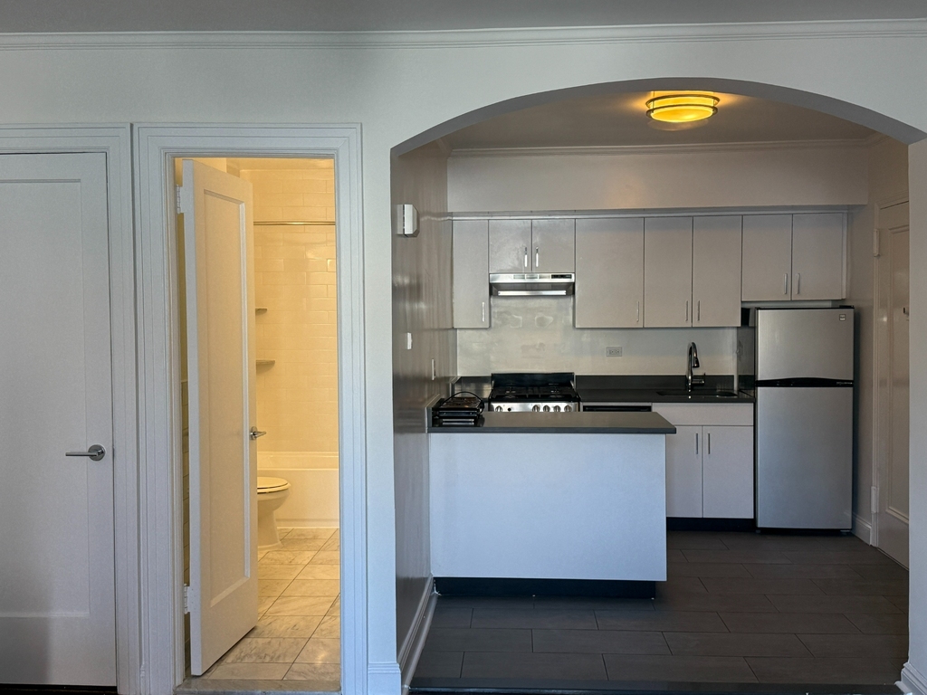 154 Henry Street - Photo 4