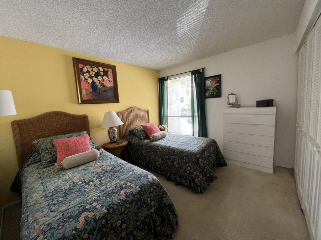 1002 Bridgewood Place - Photo 9