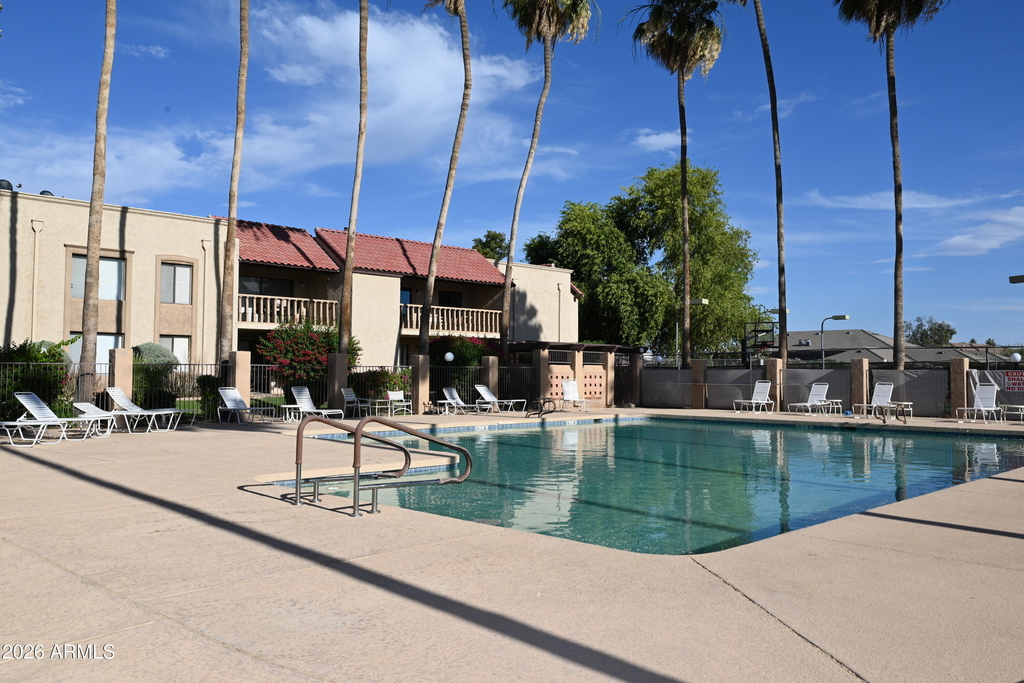 8649 E Royal Palm Road - Photo 26