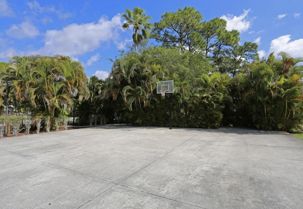 4120 Union Square Boulevard - Photo 22
