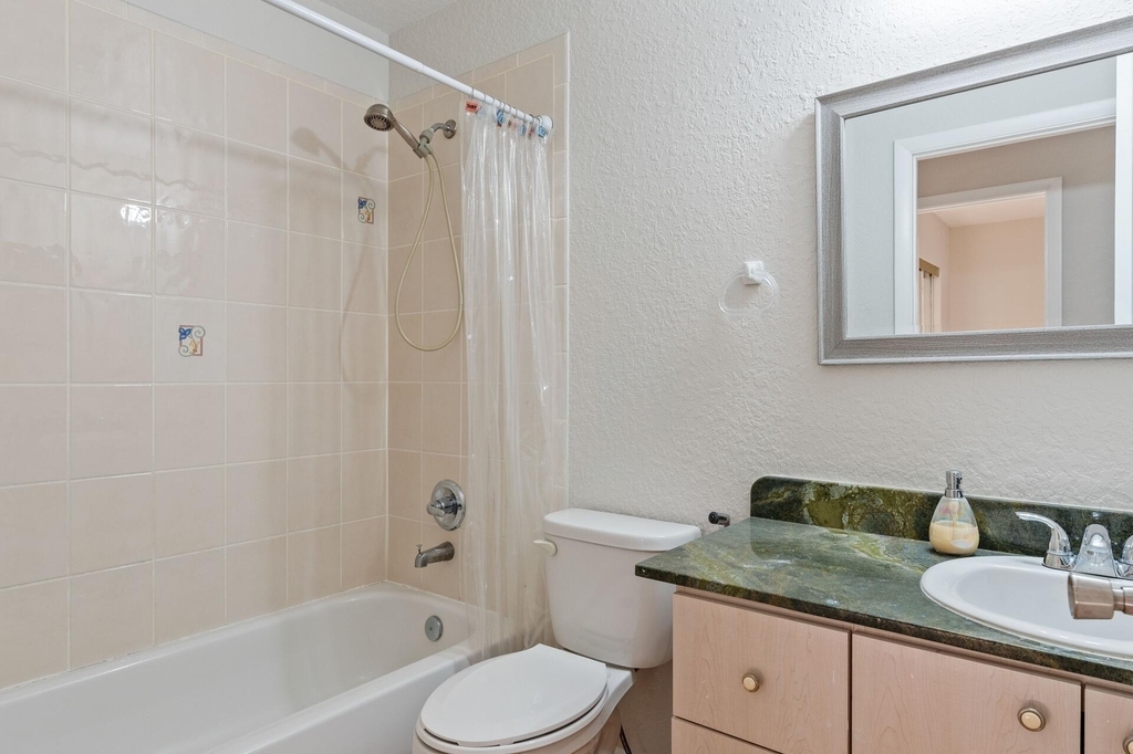 623 N L Street - Photo 11