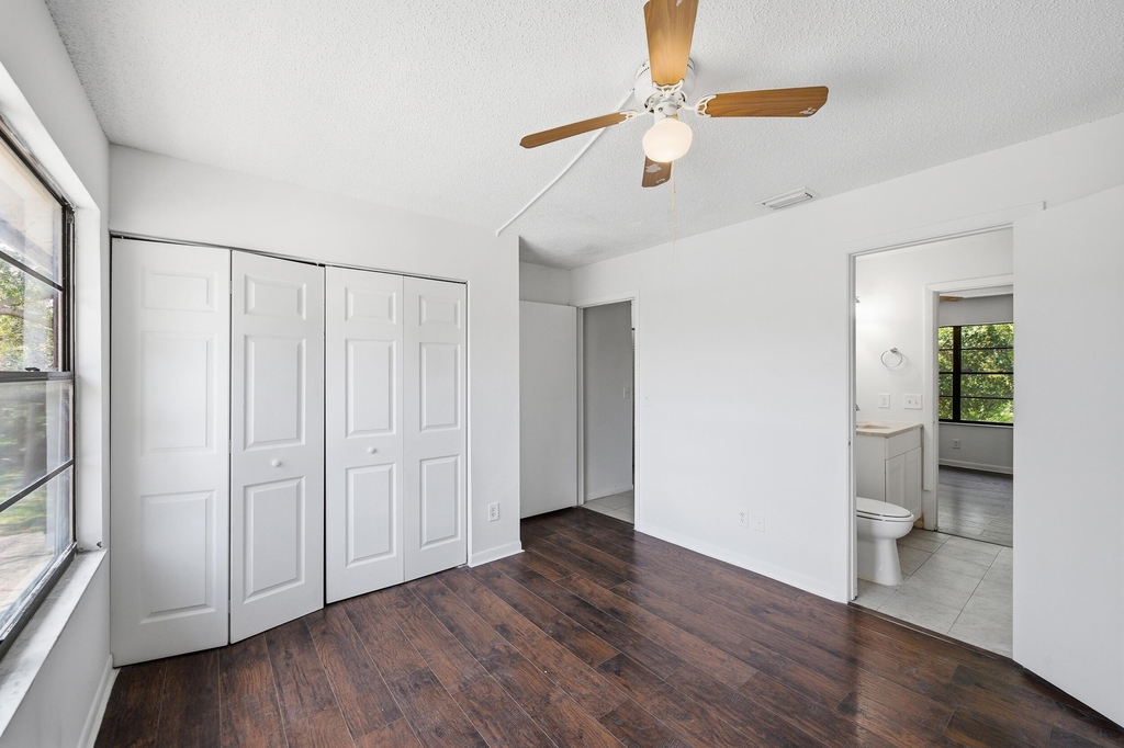 5154 Breckenridge Place - Photo 16