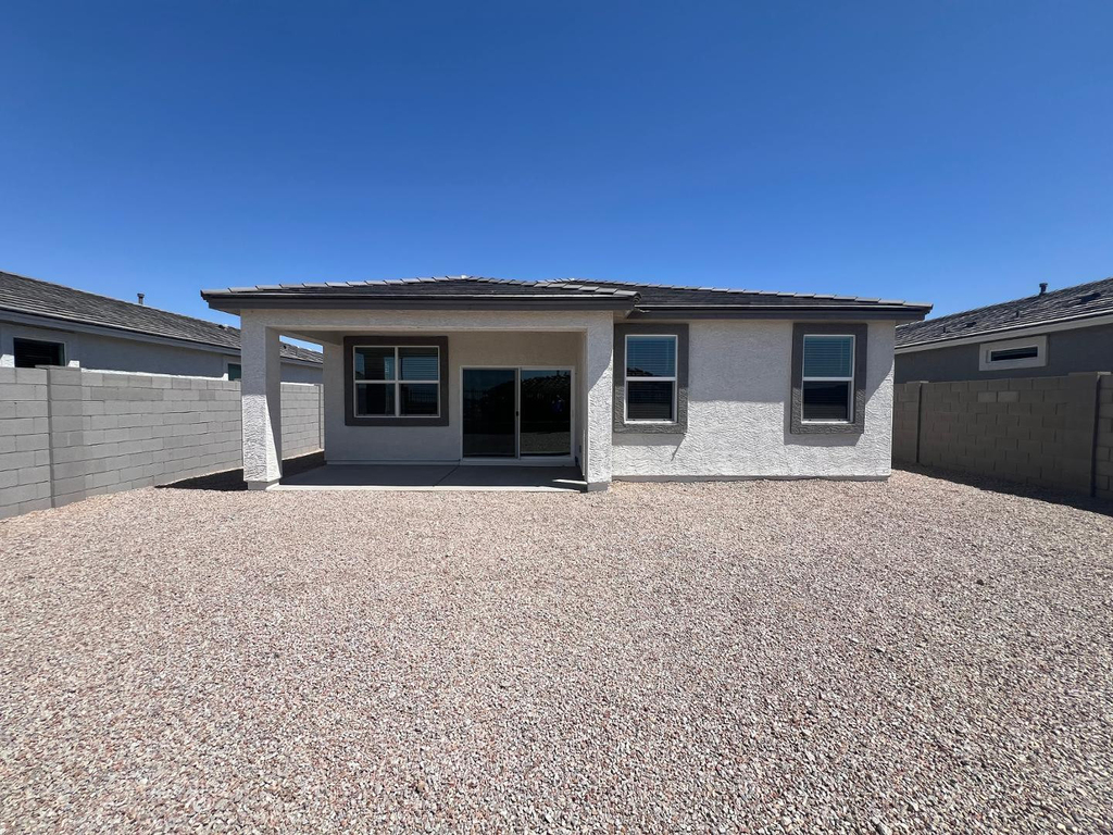 15645 W Desert Hollow - Photo 17