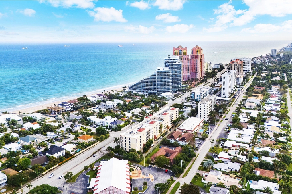 2409 N Ocean Boulevard - Photo 2