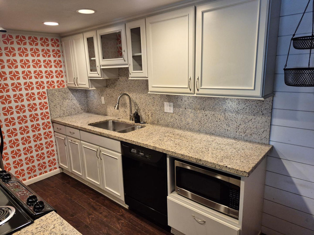 7557 N Dreamy Draw Drive - Photo 4