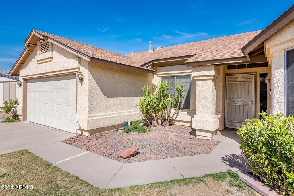 8564 W Ocotillo Road - Photo 2