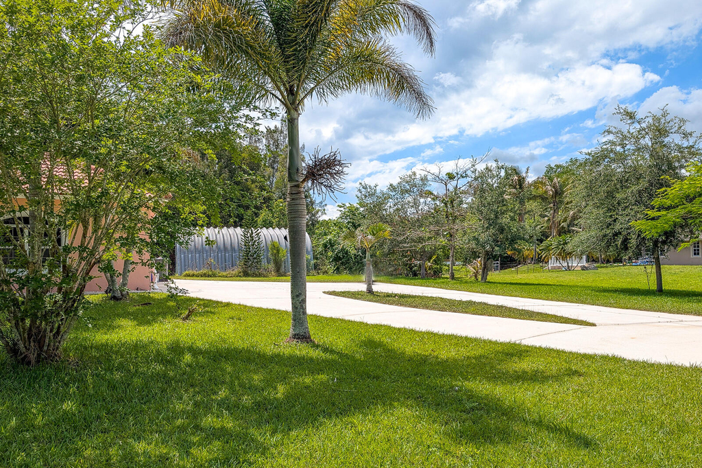 15137 85th Avenue N - Photo 29