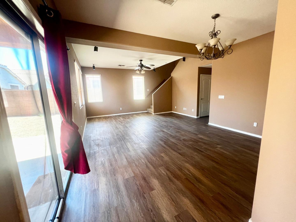 879 E Stottler Drive - Photo 3
