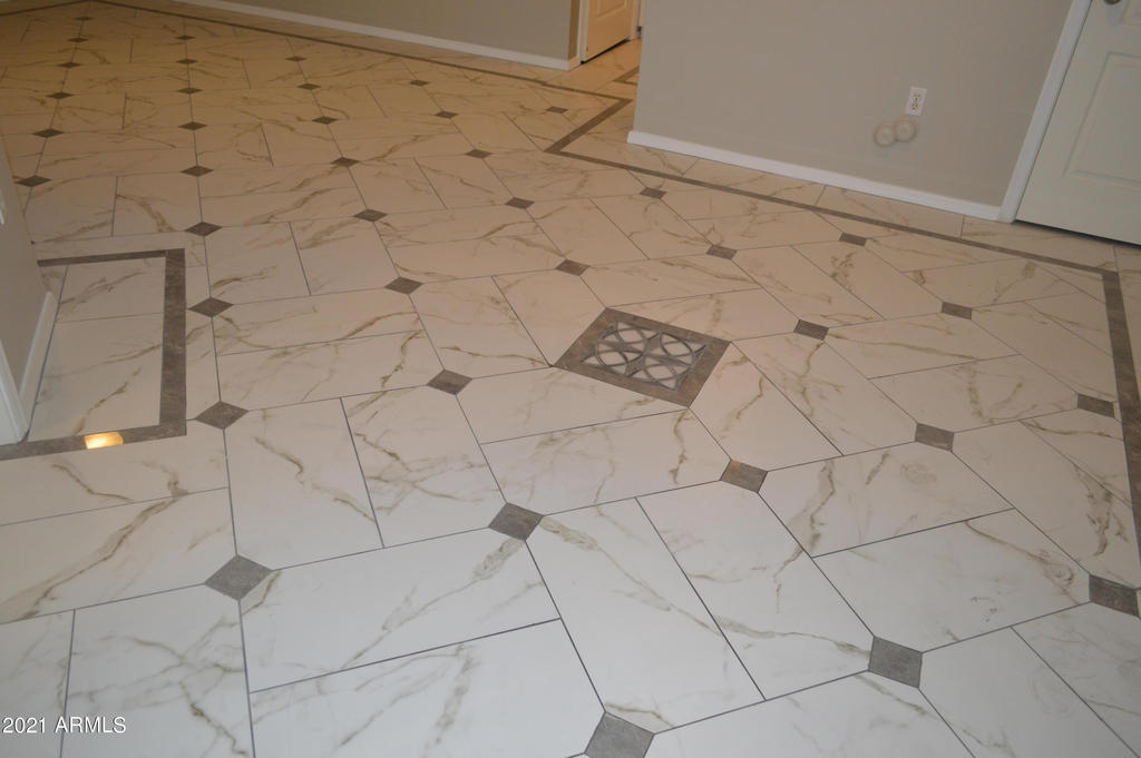1701 E Colter - Photo 5