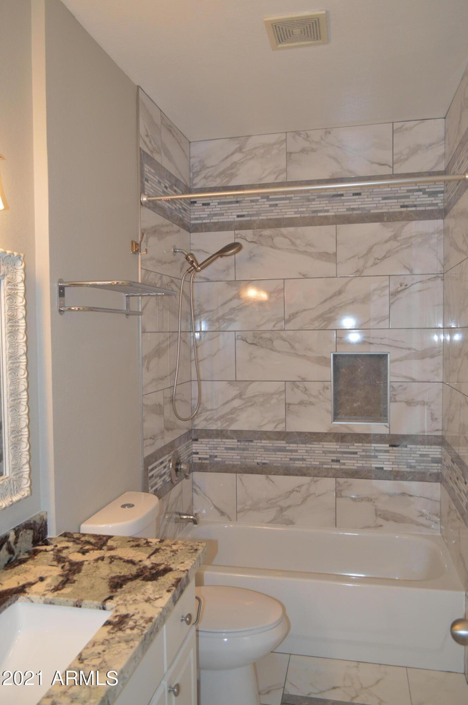 1701 E Colter - Photo 2