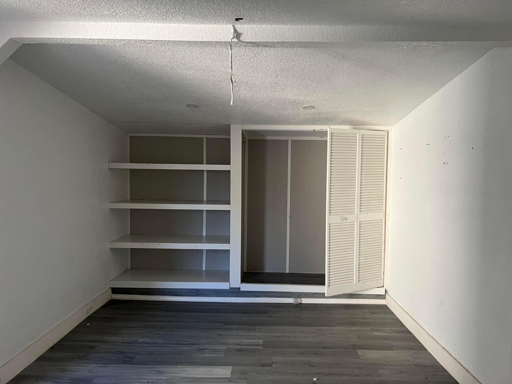 1633 Ne 53rd Court - Photo 2