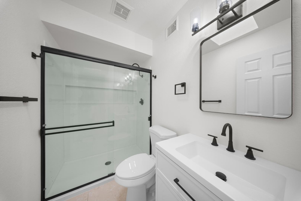 220 N 22nd Place - Photo 16