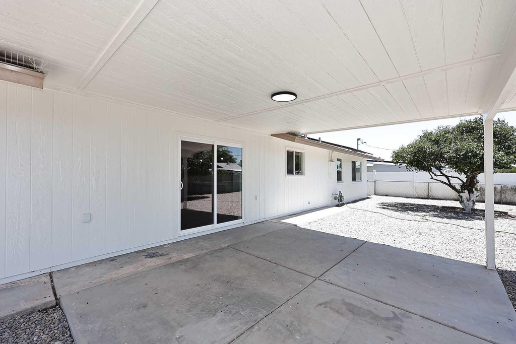 10537 W La Jolla Drive - Photo 59
