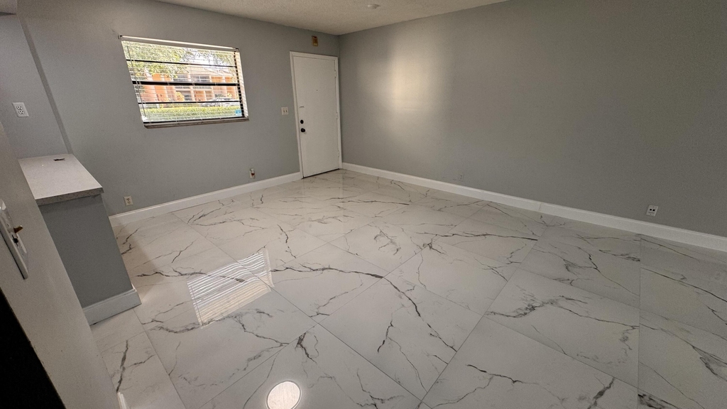 9150 Nw 38th Drive - Photo 16