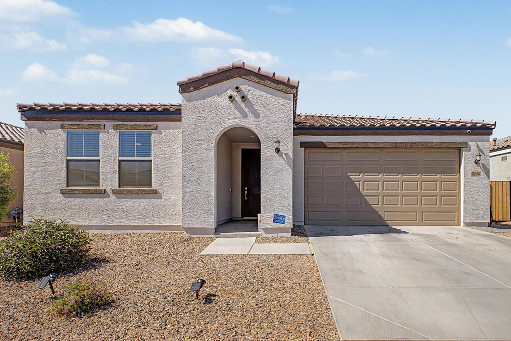 2548 W Grenadine - Photo 1