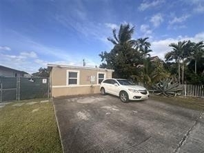 728 Sw 6th Street - Photo 1