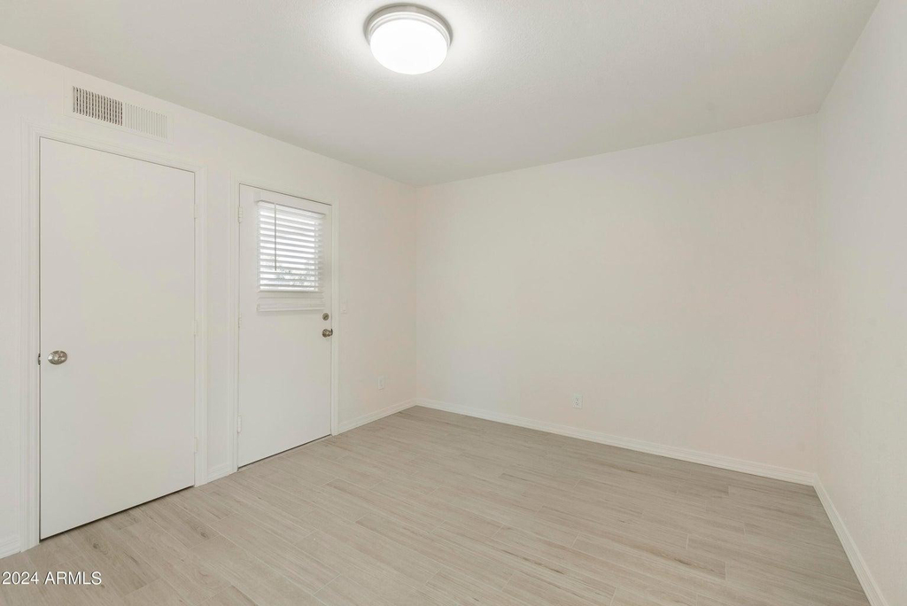 3316 E Helena Drive - Photo 5