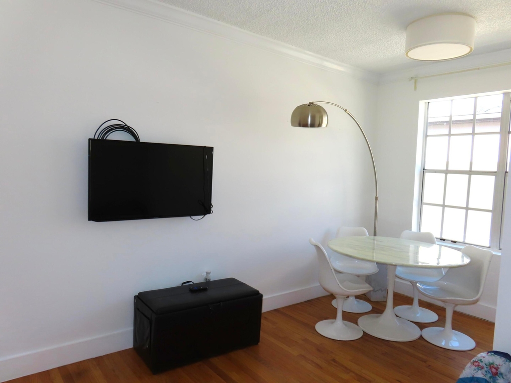 605 Euclid Avenue - Photo 12