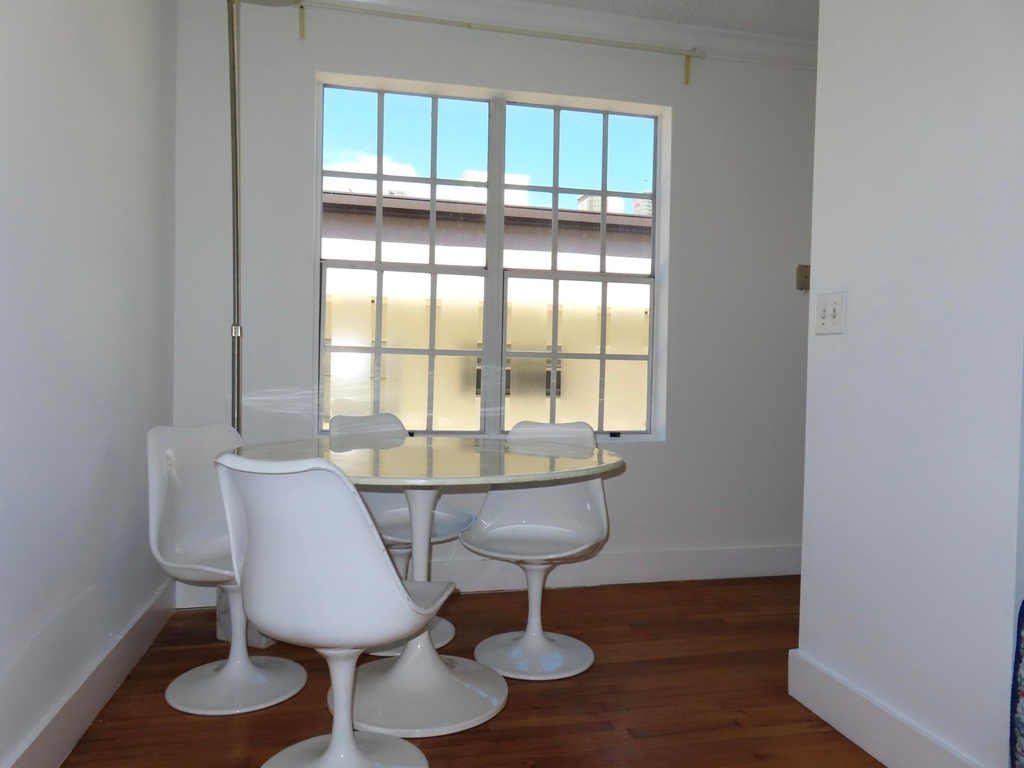 605 Euclid Avenue - Photo 4