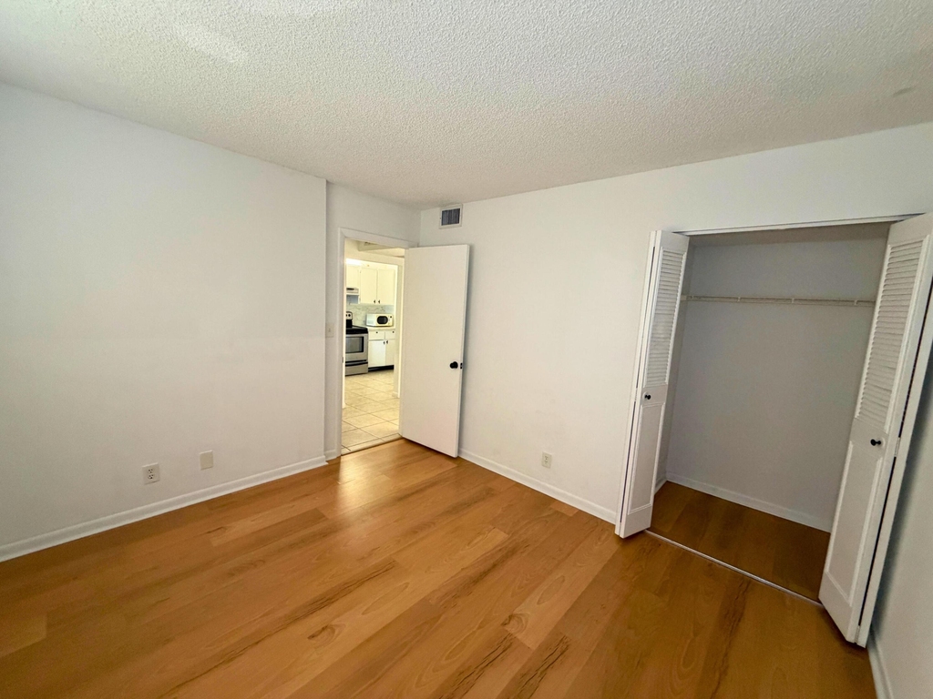 1244 S Military Trail - Photo 6