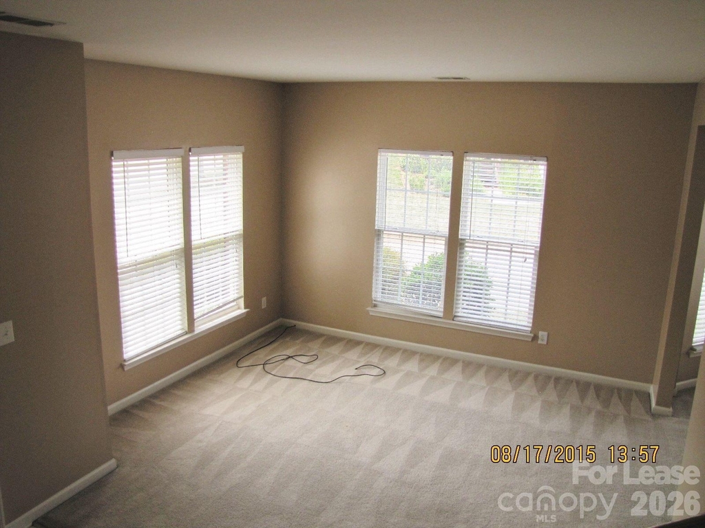 18040 Delmas Drive - Photo 6