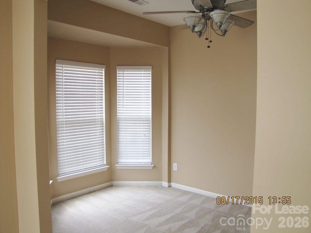 18040 Delmas Drive - Photo 4