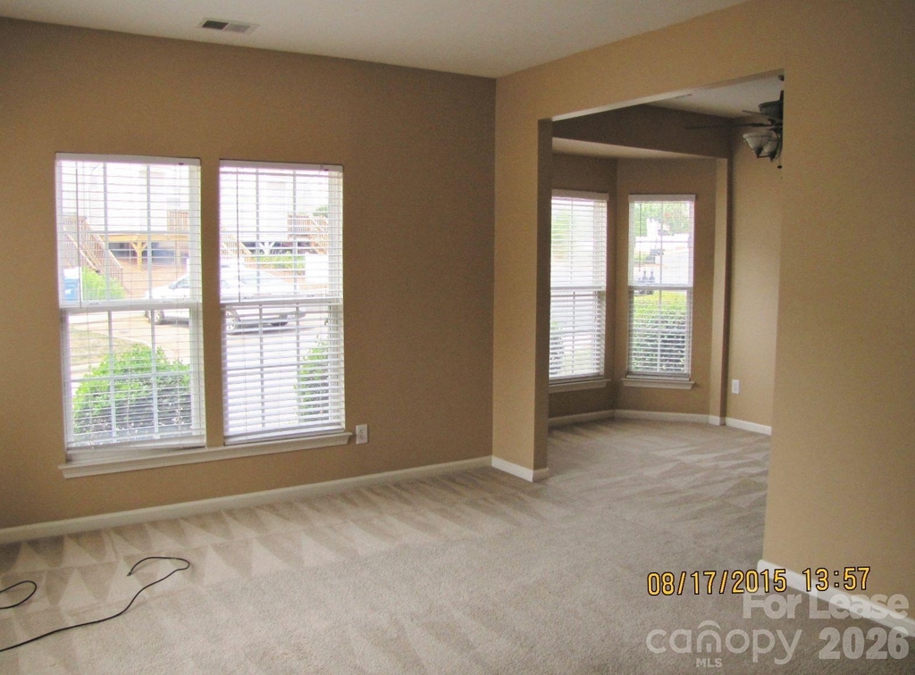 18040 Delmas Drive - Photo 5